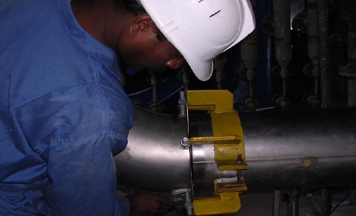fit-up device